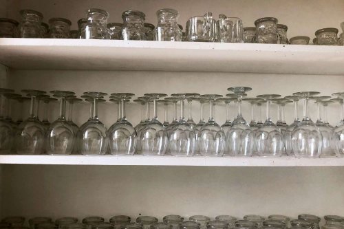 Do You Store Your Glasses Right Side Up or Are You Doing It Wrong?