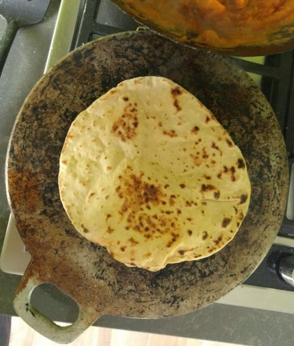 The Science of Fluffy Naan (+ Guide and Recipe)