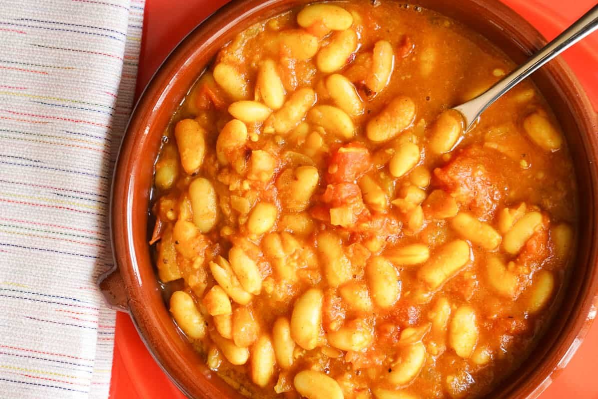 Stewed Moroccan Beans - Traditional Loubia Recipe