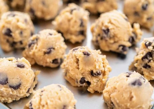Chill and bake: Master the art of freezing cookie dough