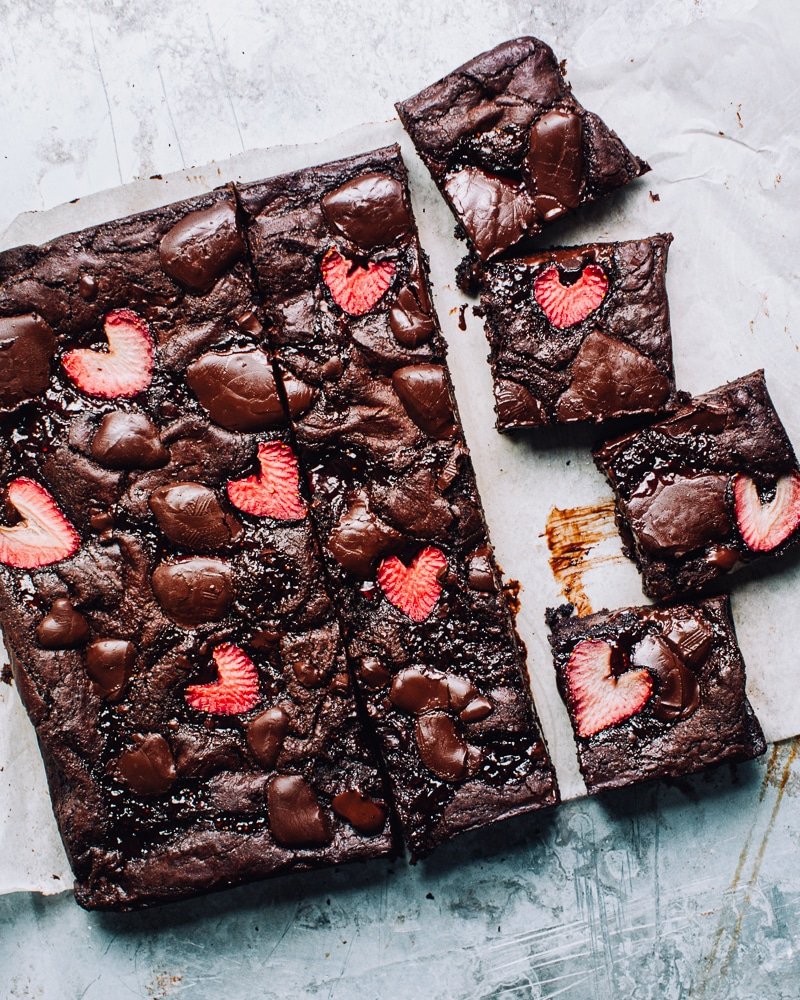 Killer Strawberry Brownies | Easy, ONE-BOWL recipe - Foodess