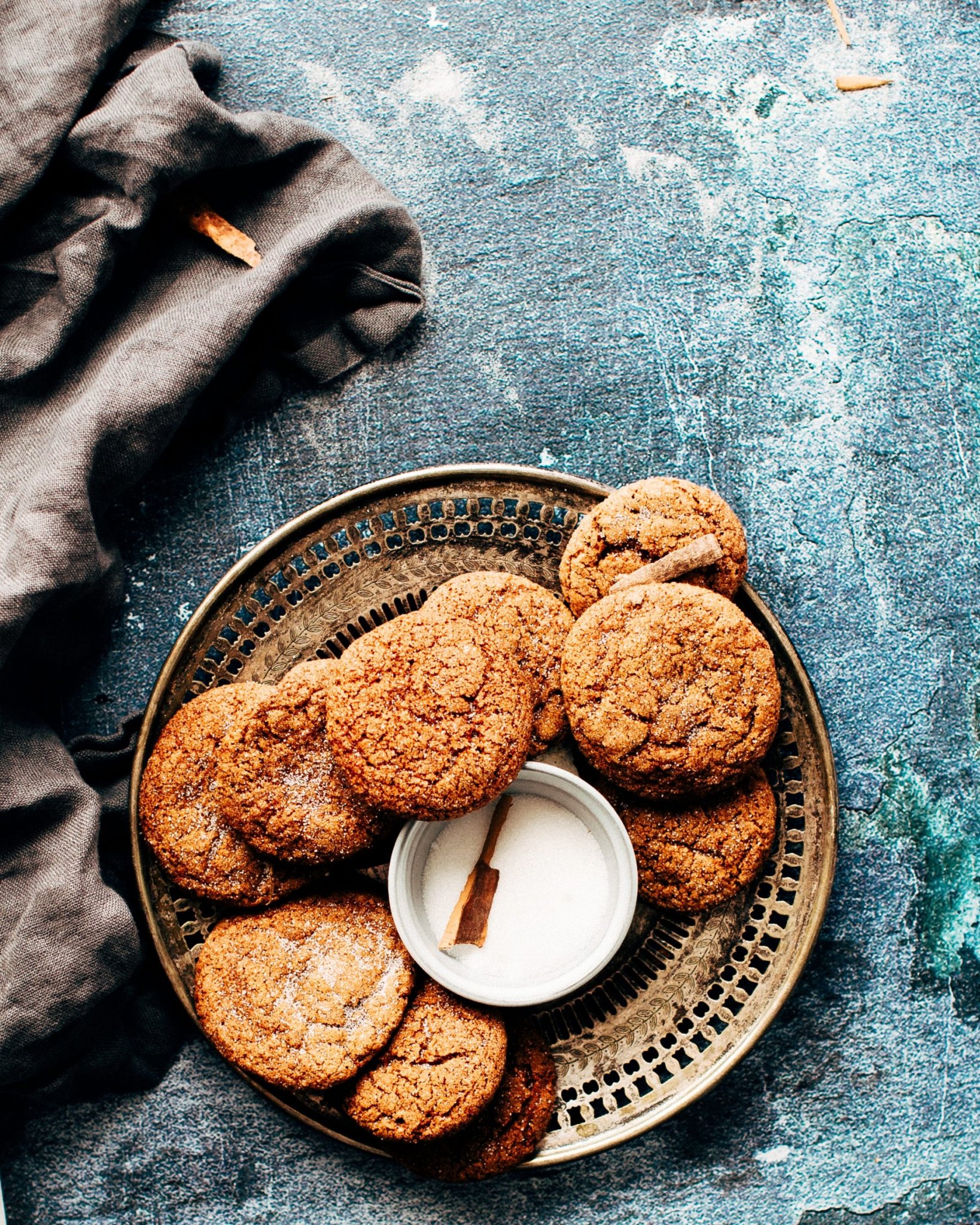 Soft & Chewy Apple-Cinnamon Gingersnaps Recipe - Foodess.com