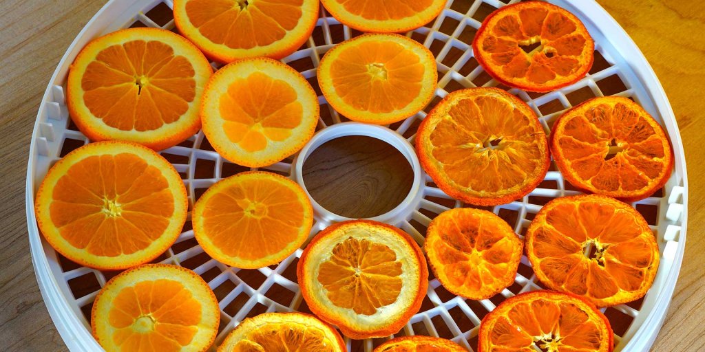 THE LATEST FOOD NEWS FROM FOODPRINT - cover