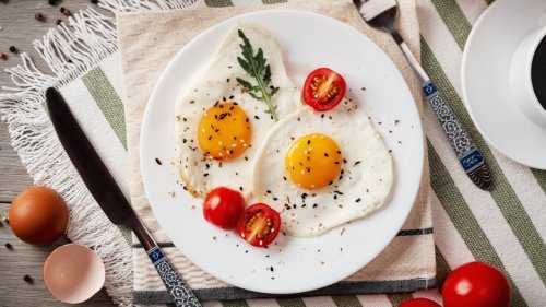 Butter Vs Olive Oil: Which Is Better For Frying Eggs?