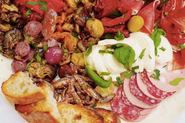 10 Italian Appetizers To Kick Off Your Feast