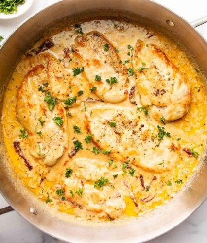 Chicken With Creamy Sun Dried Tomato Sauce
