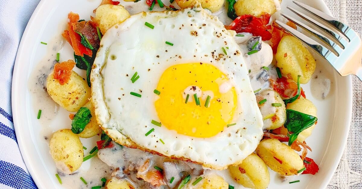 Breakfast Gnocchi With Mushroom Gravy