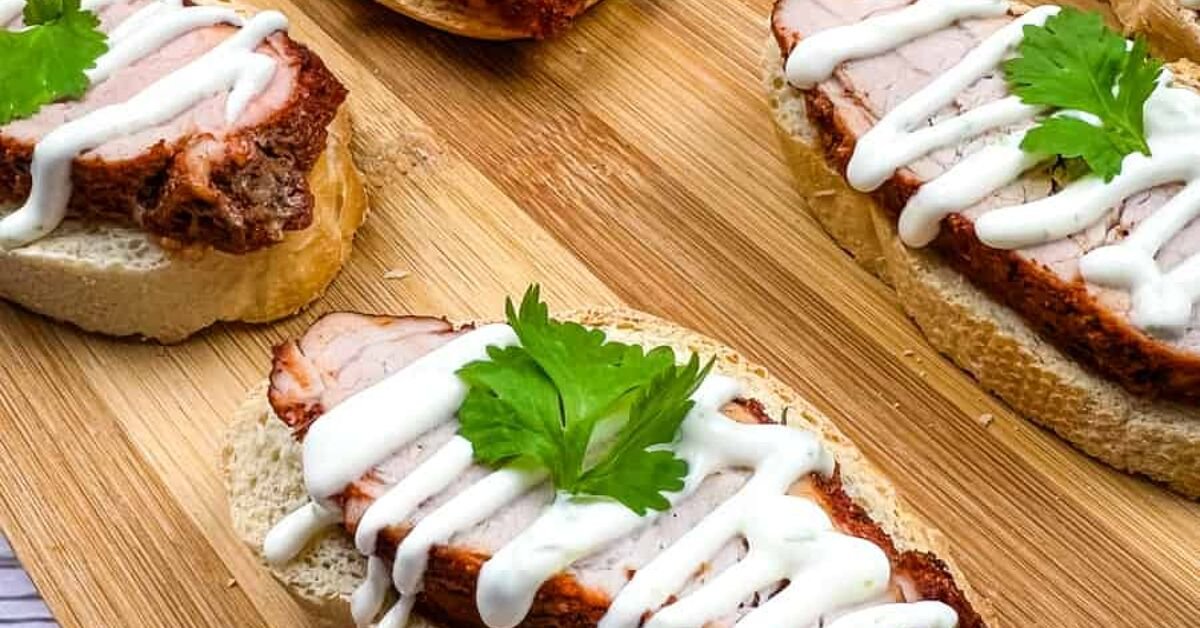 Spicy Pork Tenderloin Crostini With Lime Crema