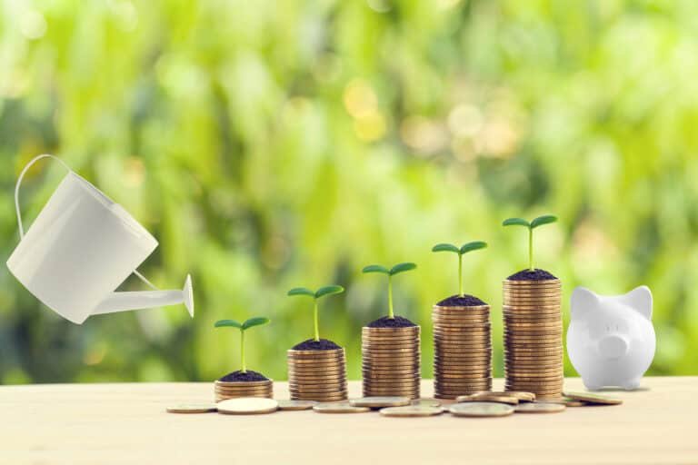 Why I’d Invest in Canadian Value Stocks for Both Stability and Growth