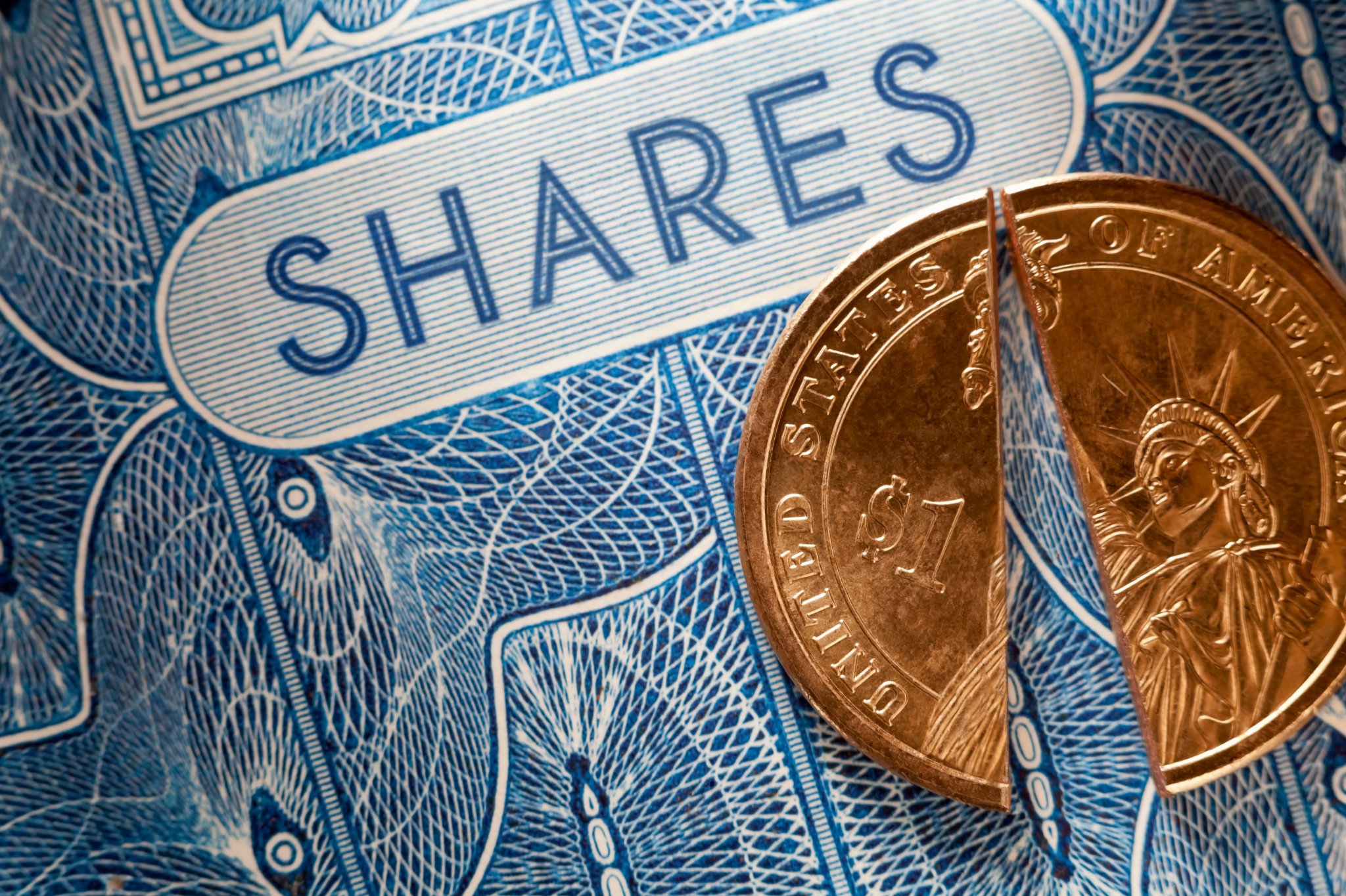 2 StockSplit Stocks Billionaires Are Piling Into for 2025 Flipboard