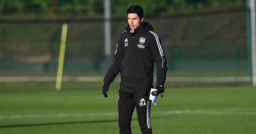 Arsenal fans confused with Arteta's decision to start Elneny against Man United