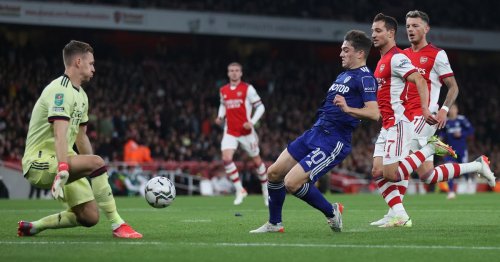 Arsenal fans confused over Bernd Leno wearing club's away shirt against Leeds