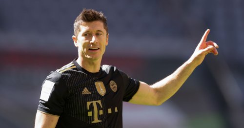 Chelsea morning headlines as Robert Lewandowski would like to play in England
