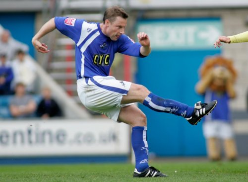 2 former Millwall players that would fit perfectly into Rowett’s current XI