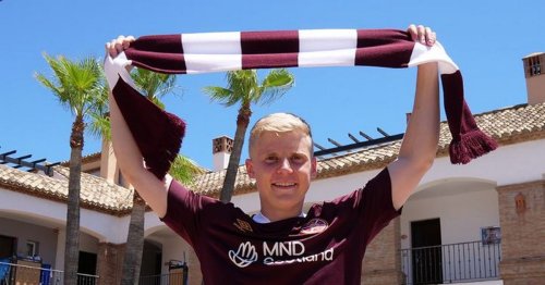 Alex Cochrane seals permanent Hearts transfer return as Jambos fend off English Championship competition