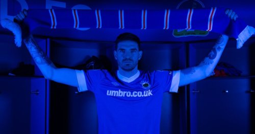 Kyle Lafferty joins Linfield on free transfer after shock Kilmarnock departure