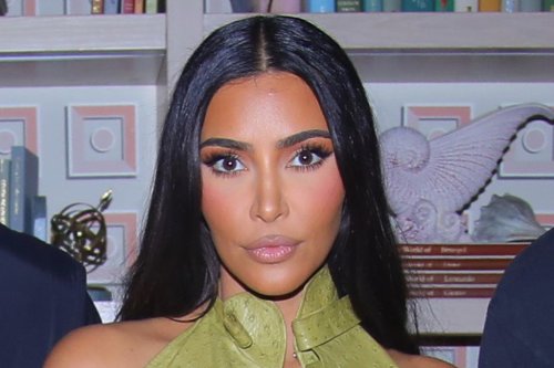 Kim Kardashian Brings the Thong Sandal Trend Abroad in a Peek-a-Boo Top ...