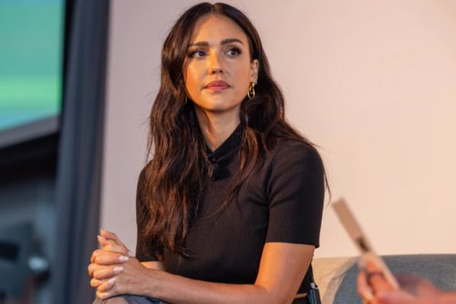 Jessica Alba Shares Skincare Routine with Honest Beauty Products to TikTok While on London Flight