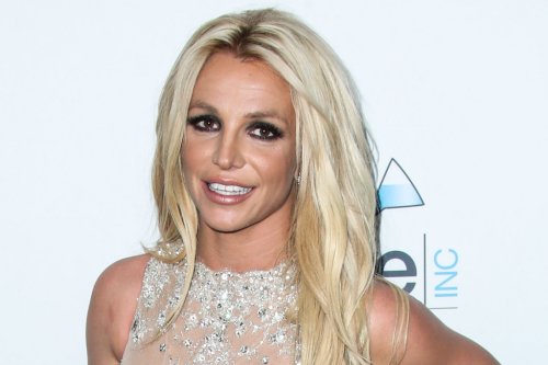 Britney Spears Revives Her White Jeans 20 Years Later With Brown Heels & Teases New Home Preview