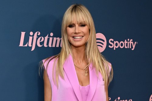 Heidi Klum Soars in 6-Inch Purple Heels With Pink Minidress at The Hollywood Reporter’s Women in Entertainment Gala