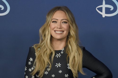 Hilary Duff Gets Delicate With Daisy Dress & Pointy Pumps at Disney