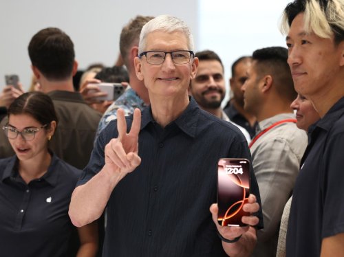 Apple’s iPhone 17 Air Refuses To Take Any Risks