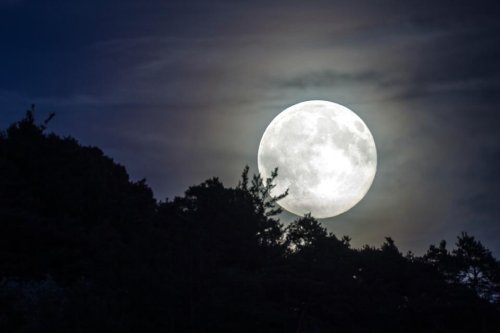 5 Scientific Facts We Learned Just By Watching The Moon
