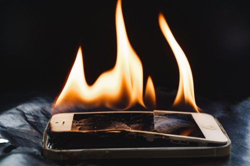 FAA: Lithium Battery Incidents On Planes Now Happening More Than Once Per Week