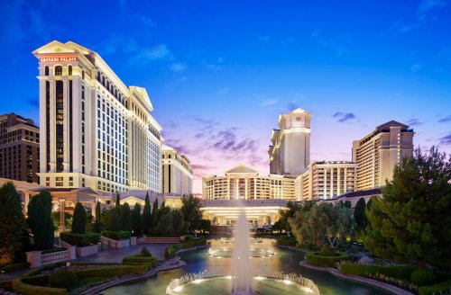 What Makes Caesars Palace Las Vegas A Great Choice For Multigenerational Travel