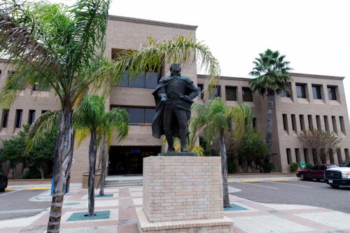 The City Manager In Laredo, Texas Received A $880,486 Golden Parachute Last Year