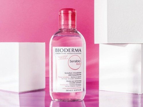 The Best Makeup Removers To Clean Every Last Trace, According To The Pros