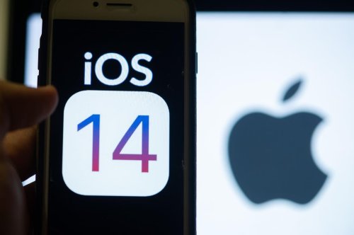 iOS 14: The Surprising Security Risk Of Sharing Your New iPhone Home Screen