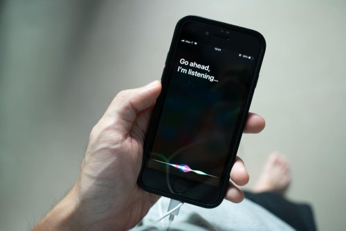 From Idea To Execution: Using AI Assistants To Speed Up Startup Launches