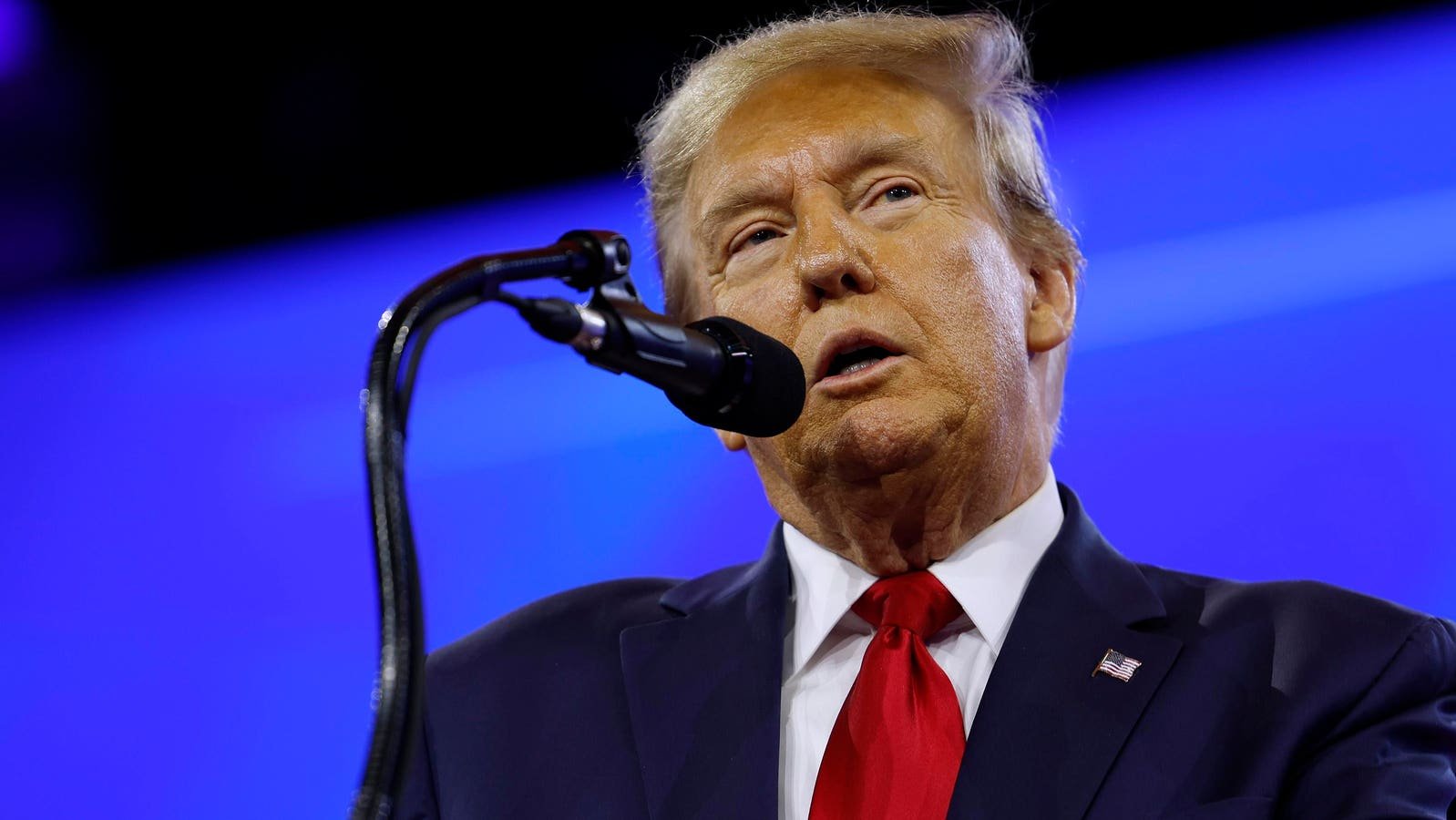 Trump Will Remain On Illinois Primary Ballot As Judge Pauses Ruling