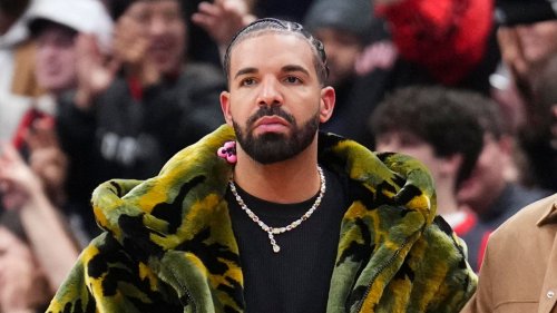 Drake Faces An Uphill Battle To Beat Kendrick Lamar On The Hot 100