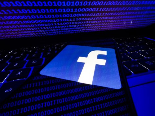 Malware Apps May Have Stolen The Passwords Of 1 Million Facebook Users, Meta Says