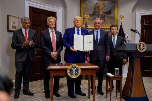 Trump Signs Executive Order To Decrease Drug Prices. Here Are The Pros And Cons