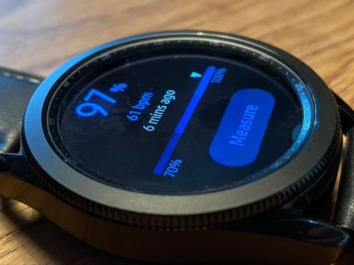 How Samsung Galaxy Watch3 Beats Apple Watch With 1 Key Feature Right Now