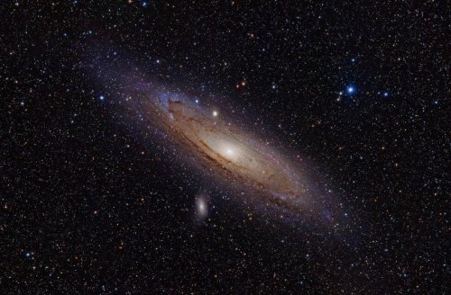 Astronomers Mount Massive Optical Search For Aliens In Andromeda