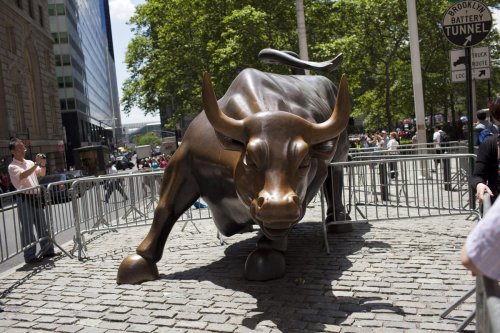 Safe Stocks Underperforming. Yes, We’re In A Bull Market — Expert Says.