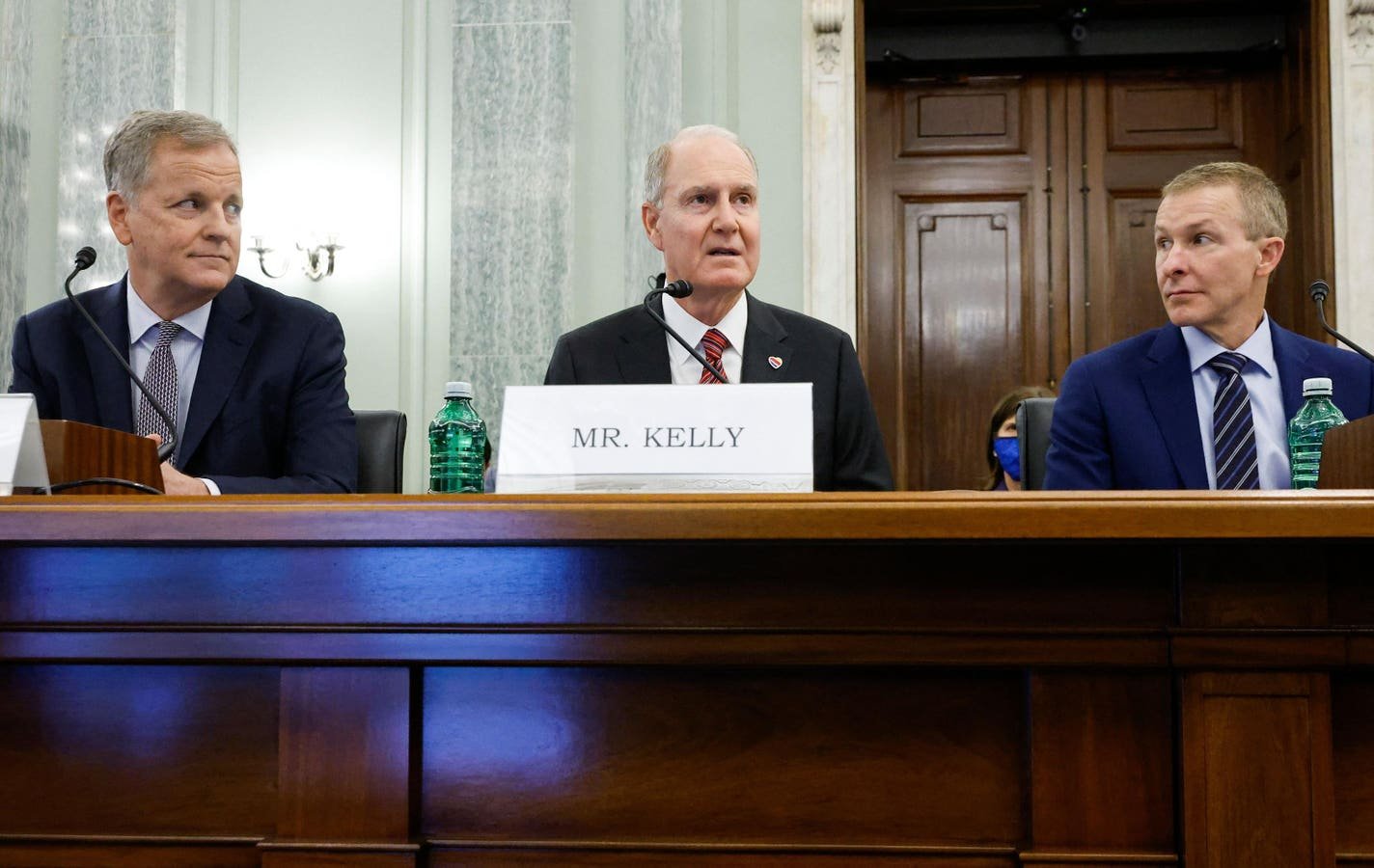 A Day After Telling Congress That ‘Masks Don’t Add Much’ On Planes, Southwest CEO Gary Kelly Tested Positive For Covid-19