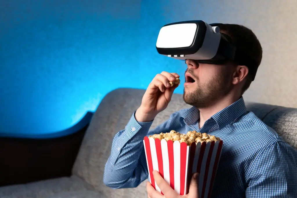 Can VR Replace Screen Movie Experiences? |