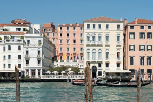 St Regis Venice, A New Art-Filled Historic Gem On The Grand Canal