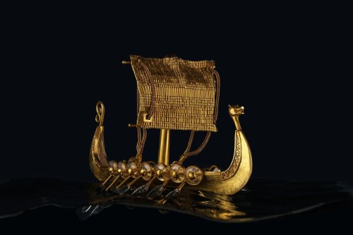 22K Gold Replica Of A Viking Longship On View At TEFAF Maastricht