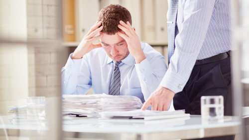 5 Signs Of Bad Leadership And How To Rise Above It