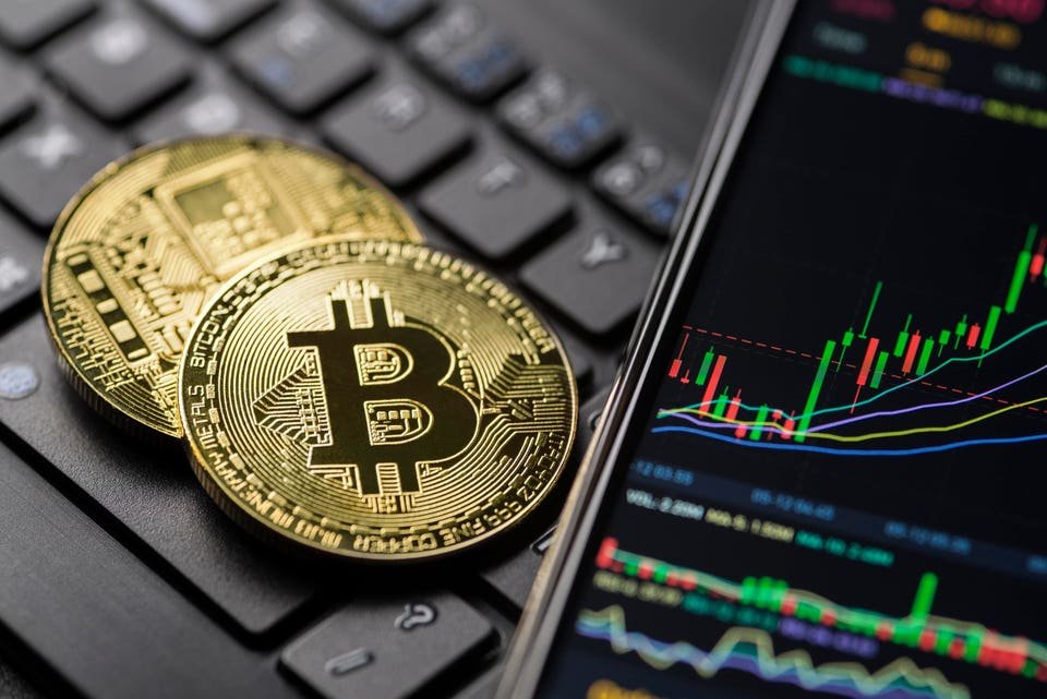 Bitcoin Plunges To Almost $90,000 As Market Conditions Weaken