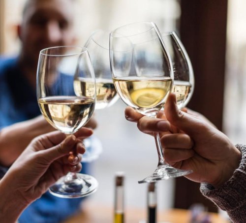 The Best White Wines Under $10, According To The Top Wine Competitions