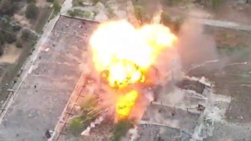 Russian TV Shows Off Rare 2S4 Mega Mortar-Then Ukraine Blows It Up