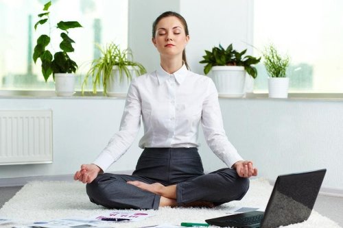 How Daily Meditations Can Reduce Work Stress And Increase Happiness
