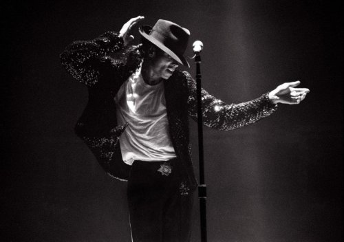 One Of Michael Jackson’s Biggest Hits Is Climbing On Multiple Charts
